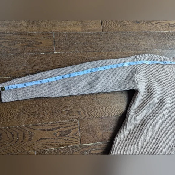 Aritzia Wilfred Free Women Oatmeal Tan Sweater Sz XS Hi Low Isabelli Merino Wool - Picture 8 of 8